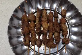 用空气炸锅制作新疆风味烤羊肉串图片