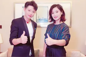 41岁玲花真实生活状态曝光！出门从不化妆，在家下地种菜太接地气图片