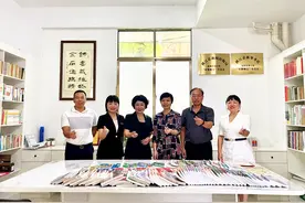 桃江爱心企业捐赠图书，助力家庭教育站点建设图片