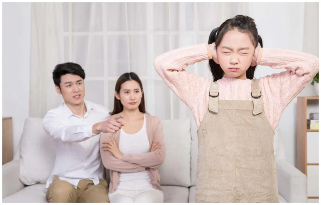 小学孩子叛逆家长怎么办(图1)