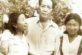 李讷离婚后带儿子回中南海，毛主席忍不住落泪：有困难就和爸爸说图片