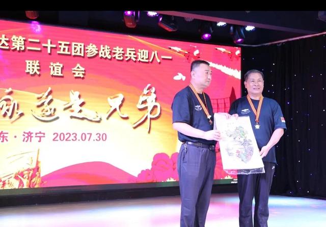 市作协文艺志愿者小分队走进参战老兵