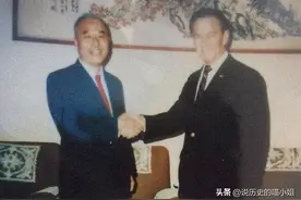89年，美国一退役飞行员来到中国：想见一面当年把我击落的英雄图片