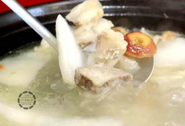 炖牛肉时，放错香料整锅肉就废了，只用这3种，汤鲜肉香味道正