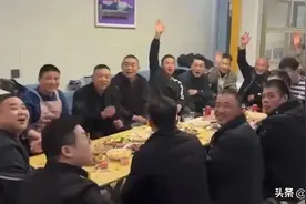 河南女孩，16个哥哥图片