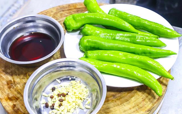 7月，绝不可错过！这5种青椒“绝配”吃法，比肉香，一上桌就光盘