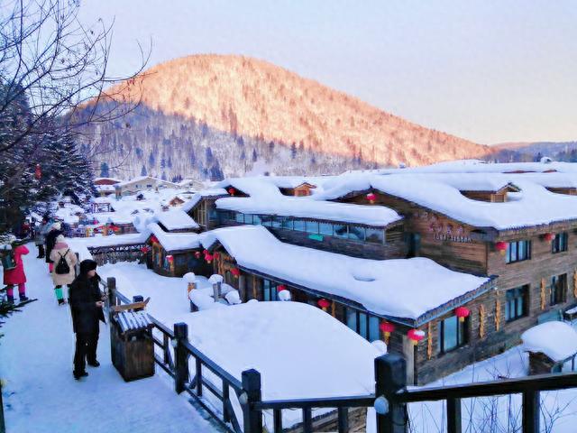 雪乡旅游攻略(东北雪乡最佳旅游时间)