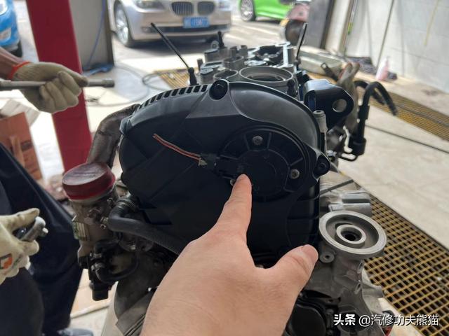 大众途观烧机油，德国工程师的设计缺陷由我们中国工匠来解决