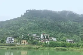 搭乘班车游万盛，多个5A景区免门票图片