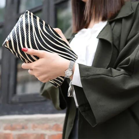 ����Ӣ�������Ļ�е�����߼��������ʸУ�һ��5��