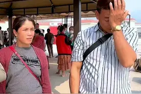 涛子和蜜踏上回国之路，父亲悄悄的抹泪，双亲的嘱咐很感人图片