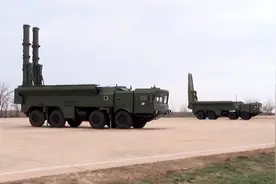 俄罗斯一手收拾乌克兰，一手卡欧洲的脖子，西方集体都跳起来了图片