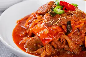 年纪越大，越要吃肉？建议中老年人，多吃3种肉，身体好精气足图片