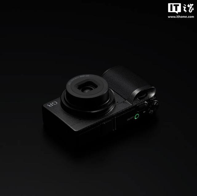 理光发布RICOH GR IV相机：2574万像素+5轴防抖，售价8999元