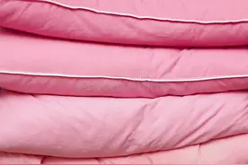 被子在被套里乱跑，只需2个口罩，轻松解决大难题，方法简单实用图片