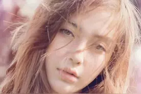 杨颖的颜值有多牛？十年前的造型放在现在依旧让人感到惊艳！图片