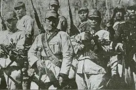 抗联时期，为何杨靖宇身边出现许多叛徒？是时候告诉大家真相了！图片