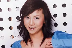 47岁肇庆美女李静雯：今日关注走红，12年事业低谷换女儿童年快乐图片