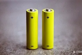 磷酸铁锂电池：电池掉电（电压回落）的具体原因图片