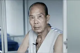 2009年，广东68岁老人手工画出人民币母版，他的故事被拍成电影图片