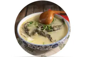 眼睑浮肿变眼袋？一碗汤就可祛除图片