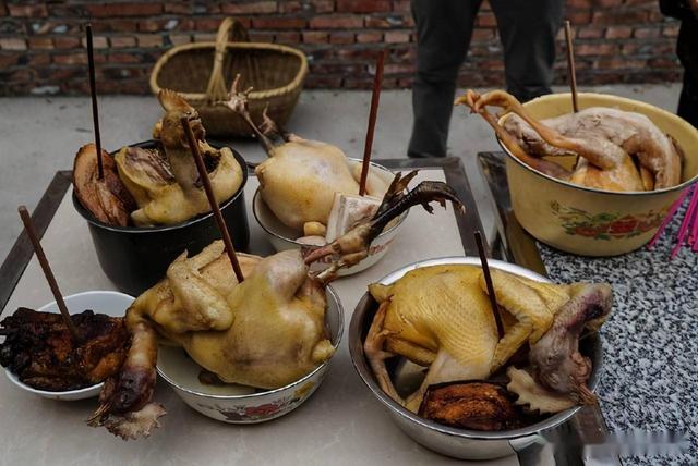 清明节将至，俗语扫墓祭祖“四不做，一做穷三代”，指的是哪些？