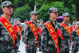 征兵政策有“新调整”，政审或更加严格，想要当兵的学生要注意图片