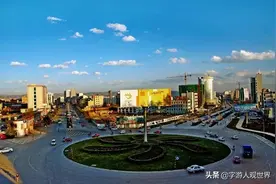 曲靖，留不下的女孩图片