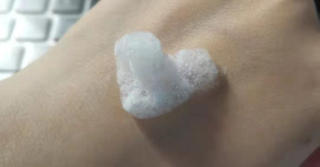 平价好用的5款“国货”洗面奶，洗得干净又低刺激，值得入手