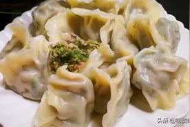 包香椿饺子时，香椿要不要焯水？很多人都做错，难怪不香不好吃图片