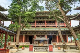 拍照禁止！寺庙为何不让游客与佛像合影？图片