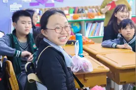 小学“学霸”退步成初中“学渣”？资深教师讲出原因，家长要知晓图片