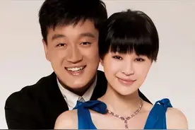 娱乐圈难得的5个好男人，长着一张多情的脸，一生却只钟情于一人图片