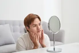 脸部有这7种变化要注意，可能是身体在发出疾病信号，对照看图片