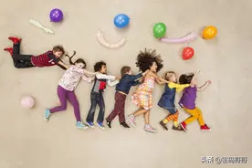 团建游戏——红与黑图片