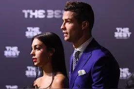 C罗龙凤胎儿子出生不幸夭折，悲痛发文：这是父母最深切的痛苦图片