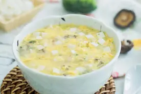 教你营养解馋的银鱼豆腐羹，鲜美可口，最后连汤汁都不剩，特香图片