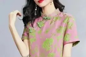分享中国风改良旗袍及裁剪图图片
