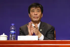 国足最强阵容预测：武磊张玉宁是主力 若踢好成绩还需归化球员图片