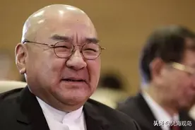 台湾“隐形首富”尹衍梁：从小混混到亿万富豪图片