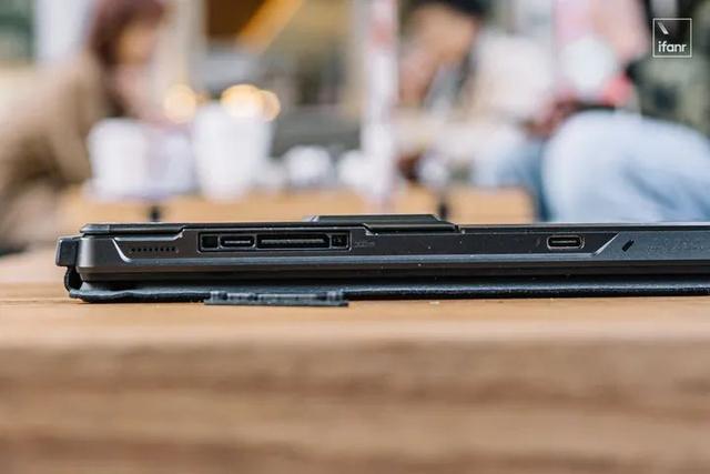 ROG 幻 X 二合一电脑体验：平板体积塞下 i9 核心，是 PC 中的「保时捷」