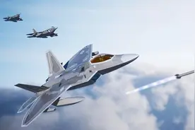 美军曝F-22改进方案，舍弃隐身保住探测性能，依旧无法对抗歼-20图片