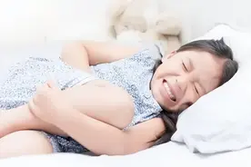 女生月经初潮的最佳年龄是多少岁？为了孩子，建议了解下图片