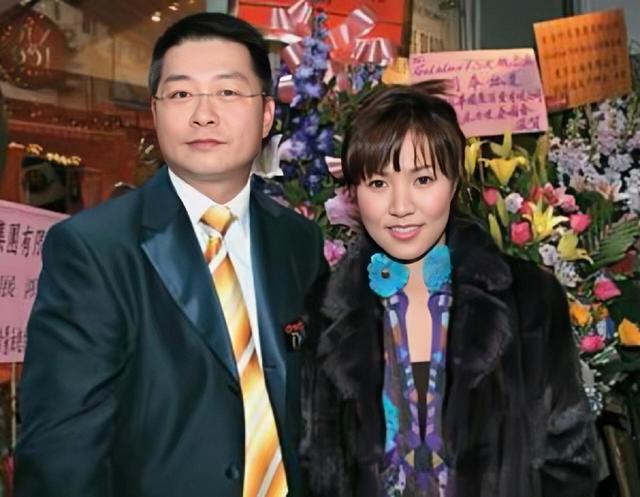 香港知名女星近况曝光,前夫婚内出轨当单亲妈妈多年(黎瑞恩老公是谁)