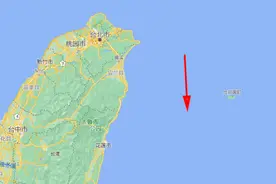 11月25日，071舰演习登陆作战；国防部回应“召回退伍老兵应战”图片