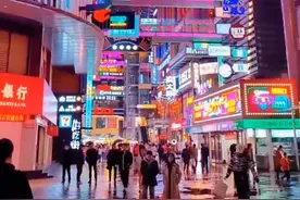 国外网友来中国，几个城市一下在TikTok火了！外国网友：我想去！图片