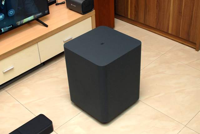 JBL Bar 1300X ：新一代天空音，强的不止氛围感，还有更多玩法