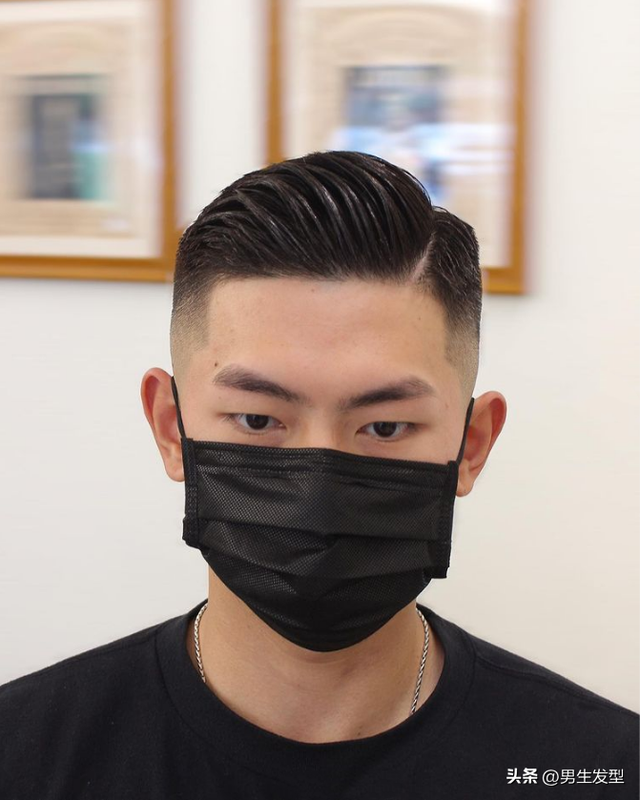 男生夏天别乱留长发,这3款清爽发型值得尝试,剪完干净显帅气