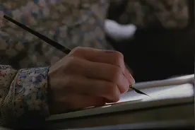 心理学：异性“盯着你看”的时候，在想什么？图片