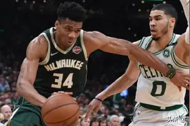 历史上的那一天----NBA最值得铭记的比赛图片